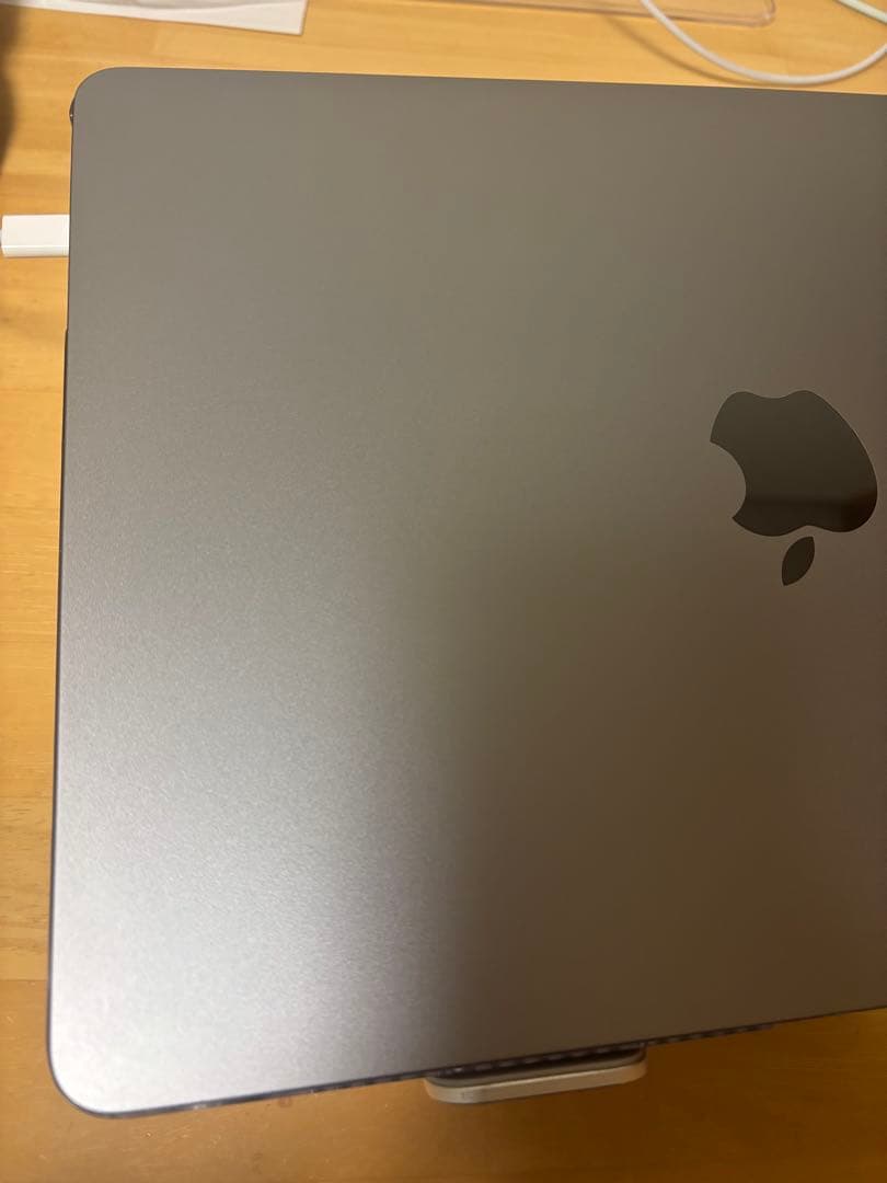 MacBook本体 MacBook Air M2 16GB