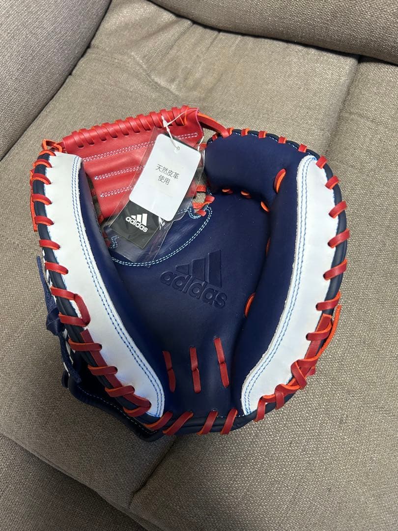 adidas 軟式グローブ ネイビー/レッド