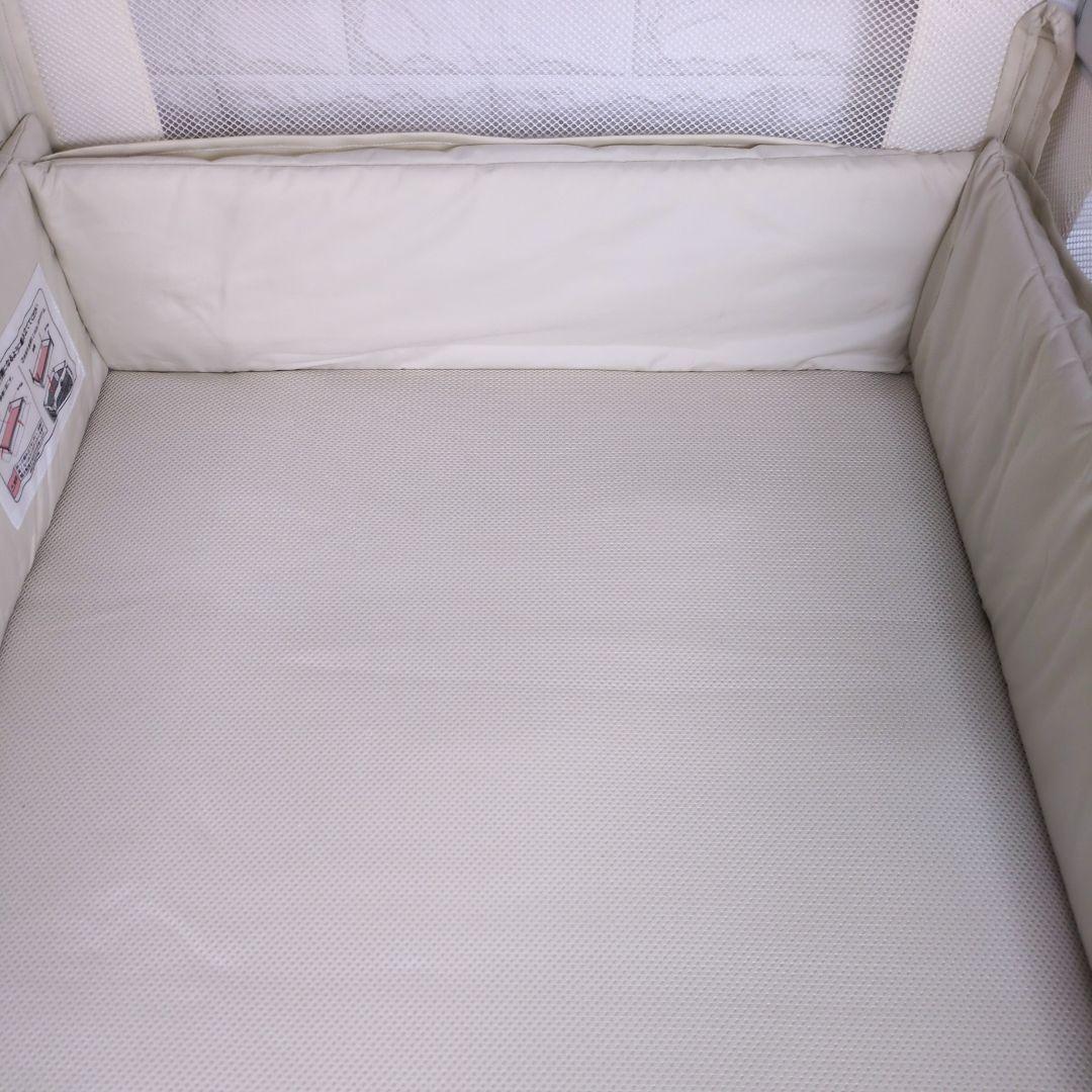 アップリカ ココネルエアー AB ベビーベッド　COCONEL AIR