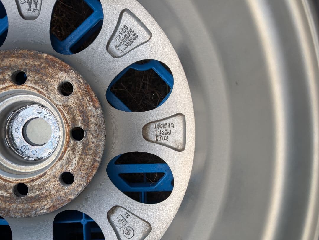 ①GAIA BRIG NV200(NCP160系)専用モデル4本セットの1本