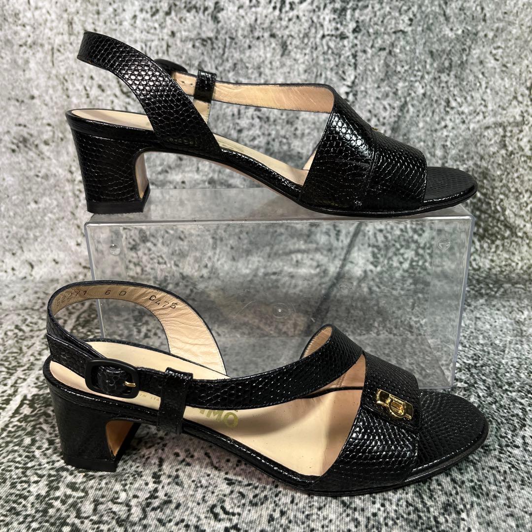 サルヴァトーレフェラガモ サンダル ブラック ガンチーニ