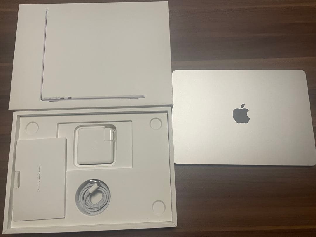 MacBook Air M2(24GB 13.6インチ)