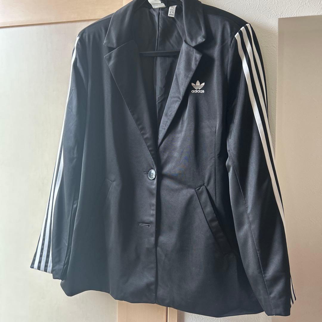 adidasジャケット ブレザー ブラックIK0440 40サイズ