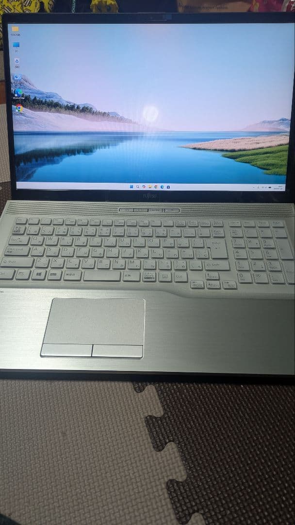 富士通 LIFEBOOK FMVN90E2G
