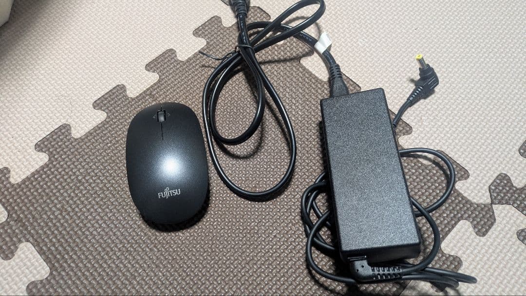 富士通 LIFEBOOK FMVN90E2G