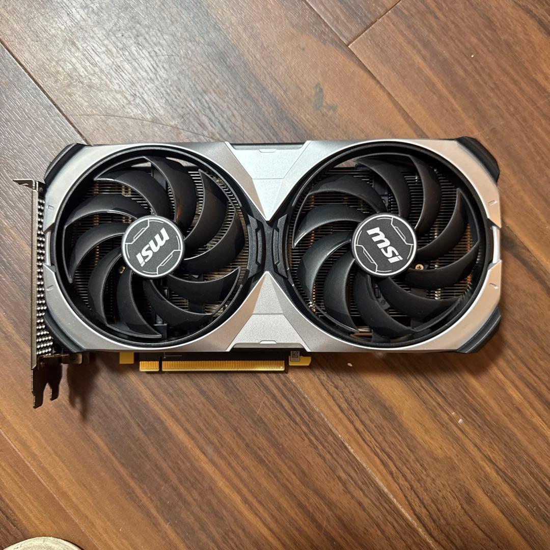 グラフィックボード・グラボ・ビデオカード MSI RTX4070 ventus 12GB