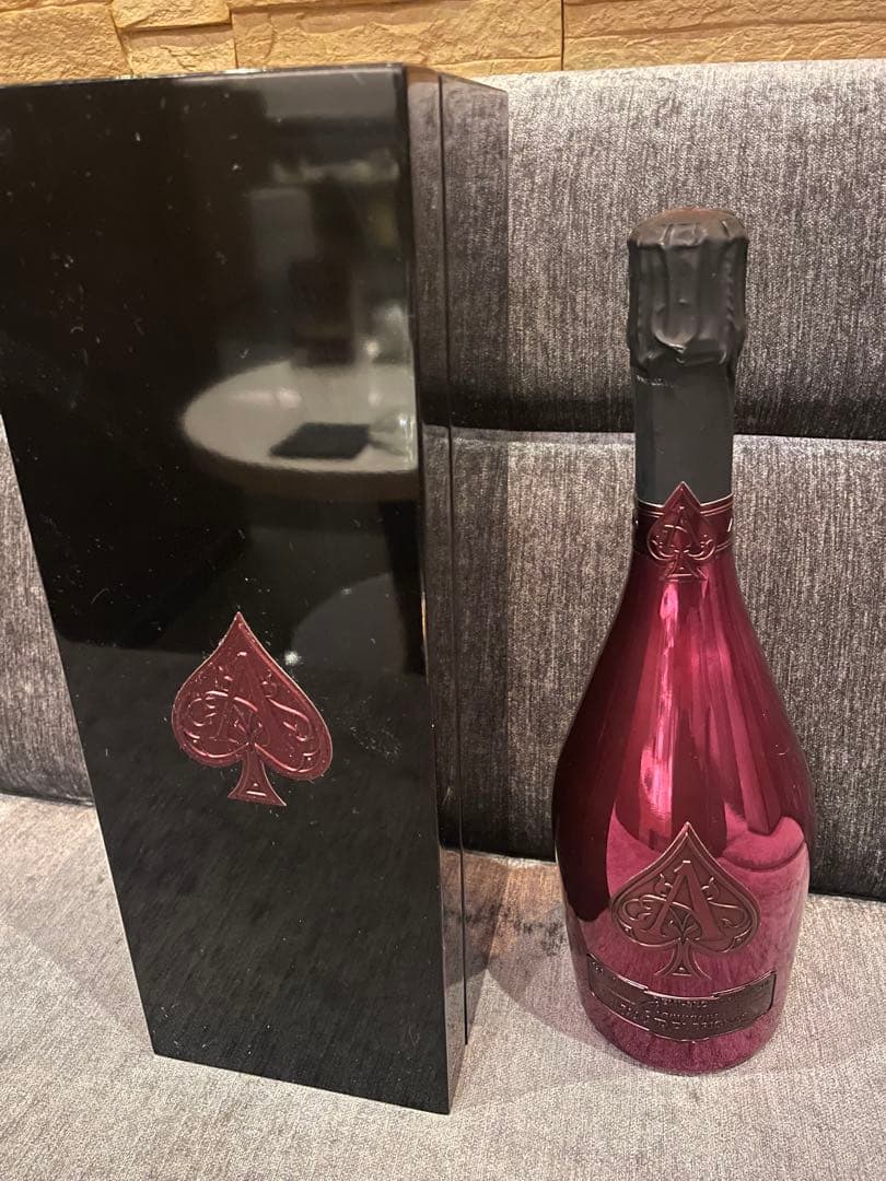 アルマンド ドゥミセック Armand de Brignac Demi Sec