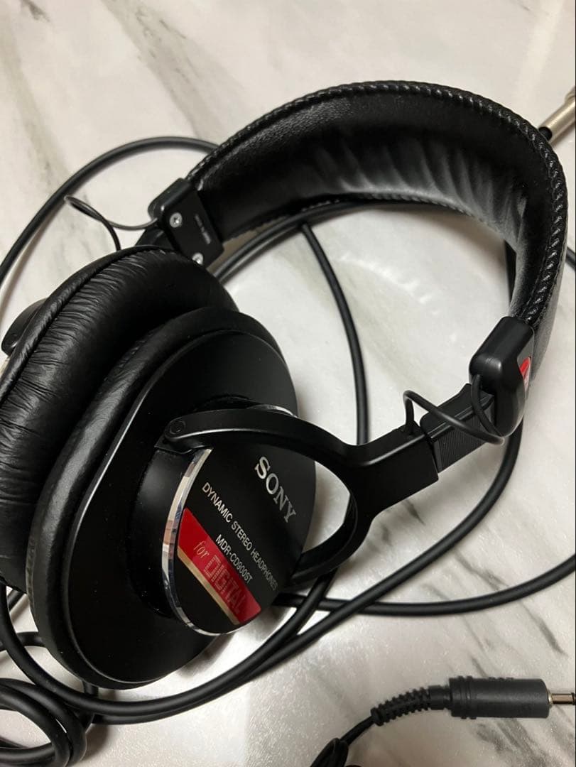 SONY ソニー　MDR-CD900ST 密閉型　スタジオモニター　ヘッドホン