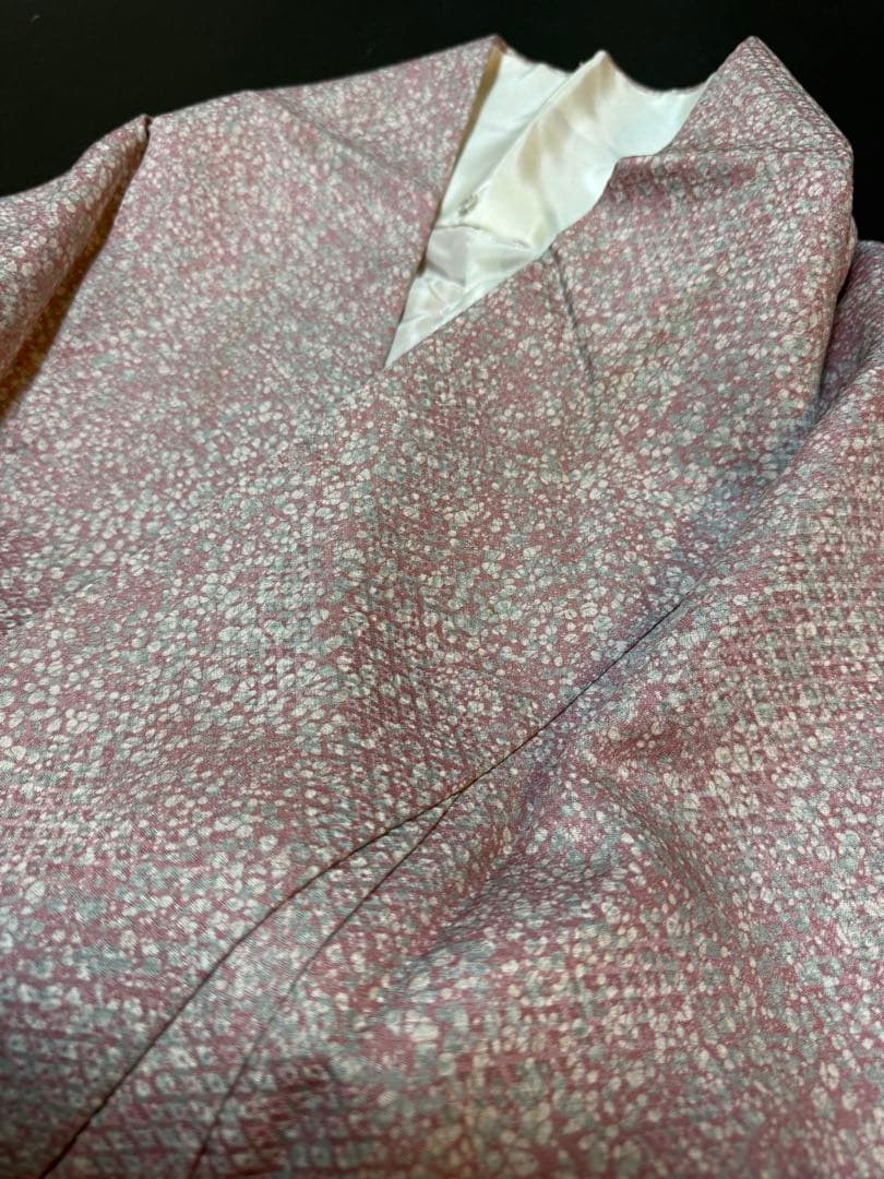 【極美品】京都老舗銘店「ゑり善」桃桜色「織疋田文様」手染めロウケツ染 小紋