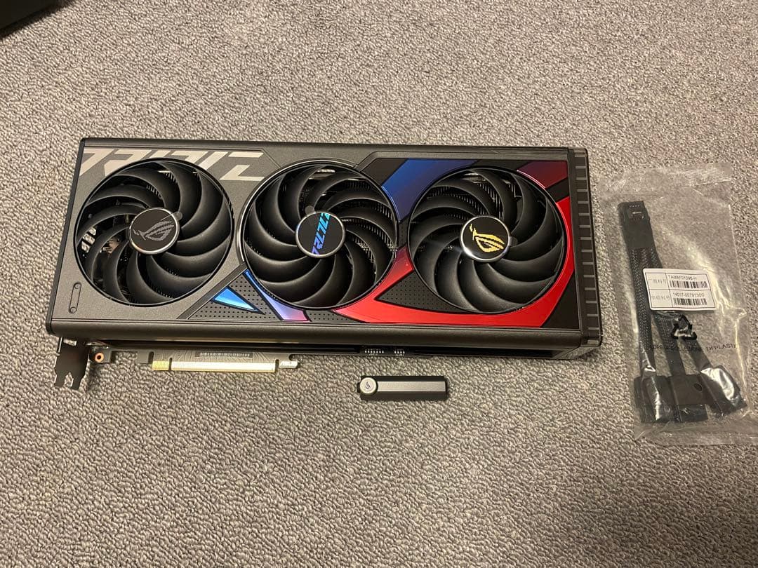 グラフィックボード・グラボ・ビデオカード ROG Strix RTX 4070 Ti Super OC 16GB