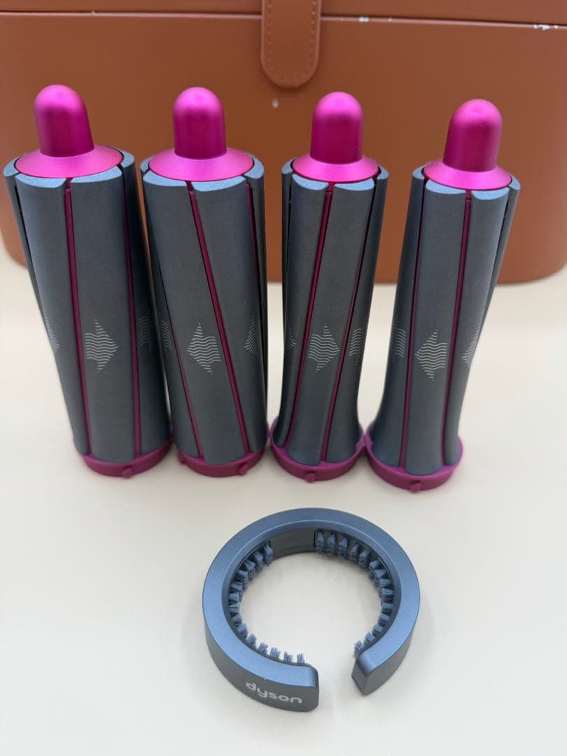 ダイソンエアラップ volume + shape