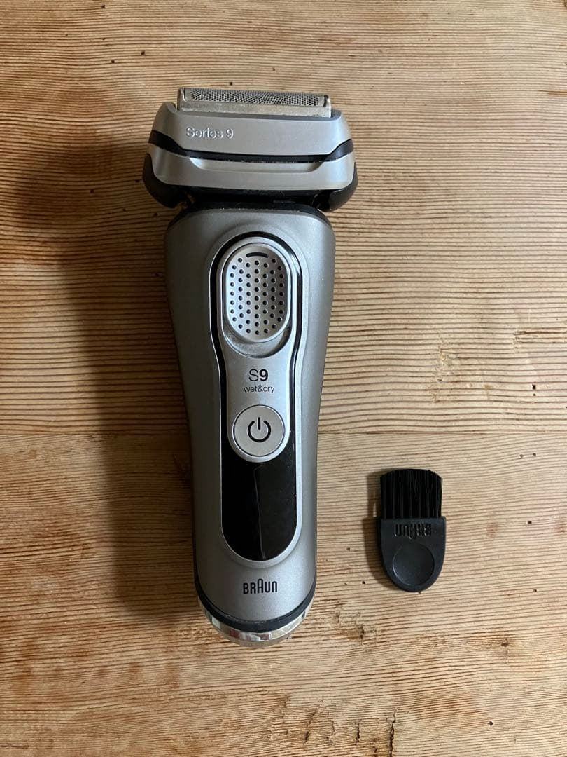 BRAUN Series9 電気シェーバー