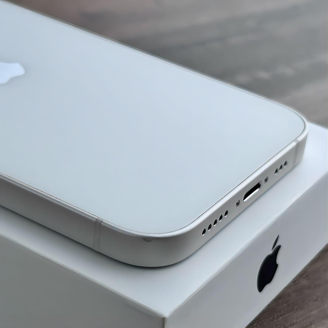 【美品☆大容量‼︎】iPhone13 本体 Starlight 256GB