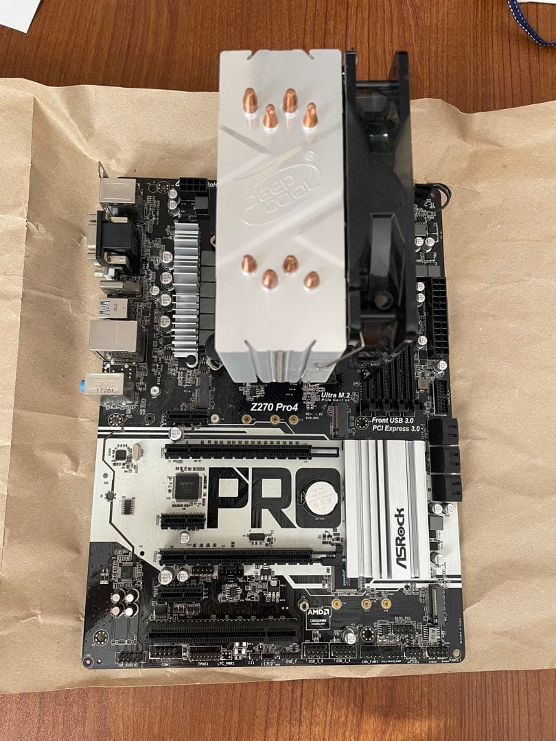 CPU intel core i7 7700K + ASRock Z270 Pro4