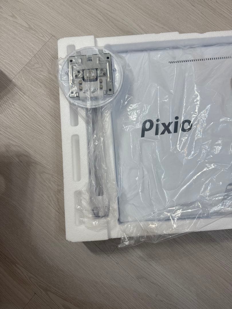 ぷ*.様 Pixio PX27U Wave white 4K 27インチ 160