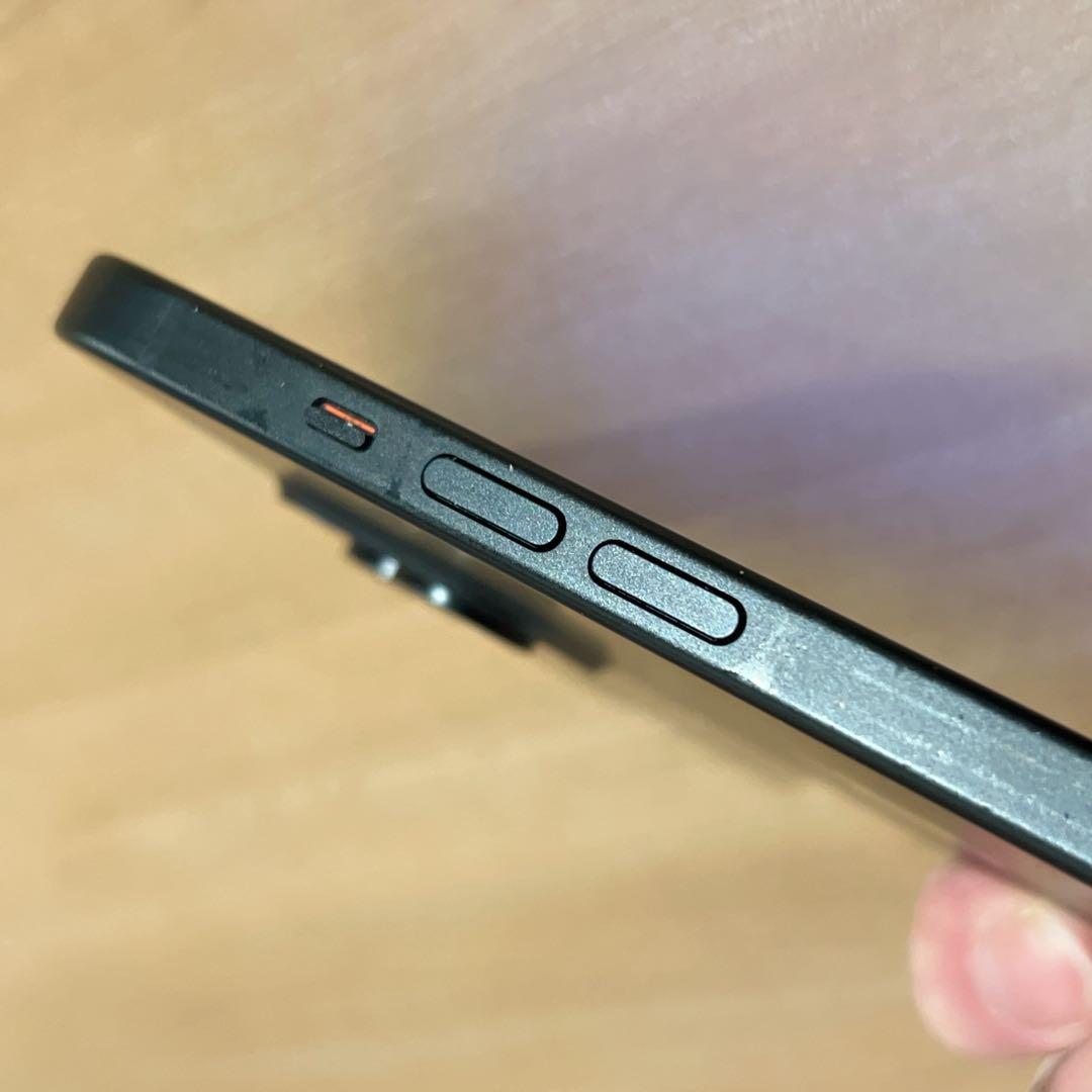 iPhone 15 ブラック 128GB