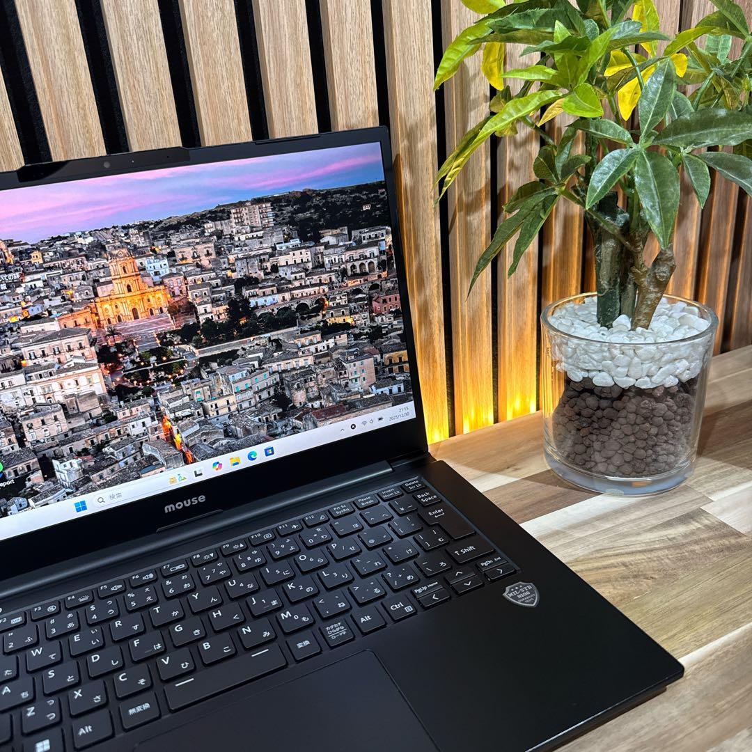準美品2022年モデル‼️Mouse☘️メモリ16GB☘️フルHD☘ノートパソコン