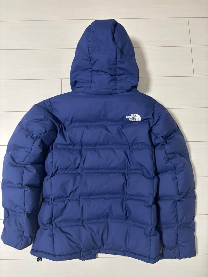 マ*フ様 THE NORTH FACE ビレイヤーパーカー