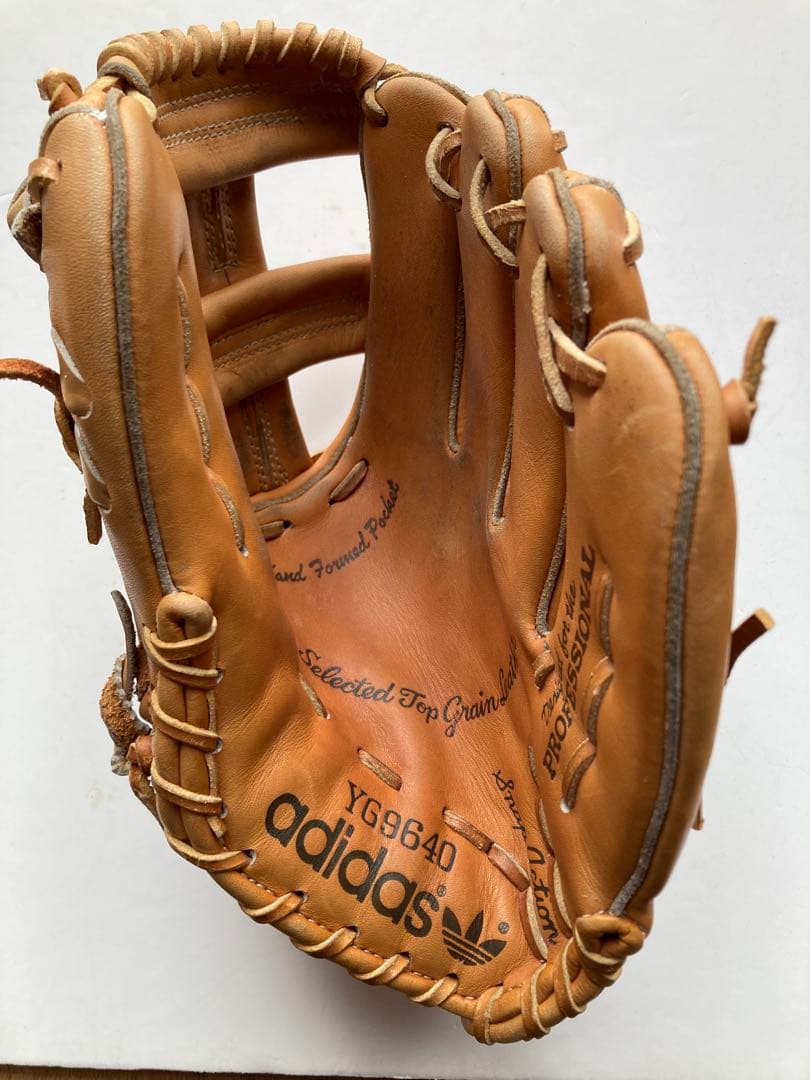 O*8様 adidas硬式用グラブ　内野手用