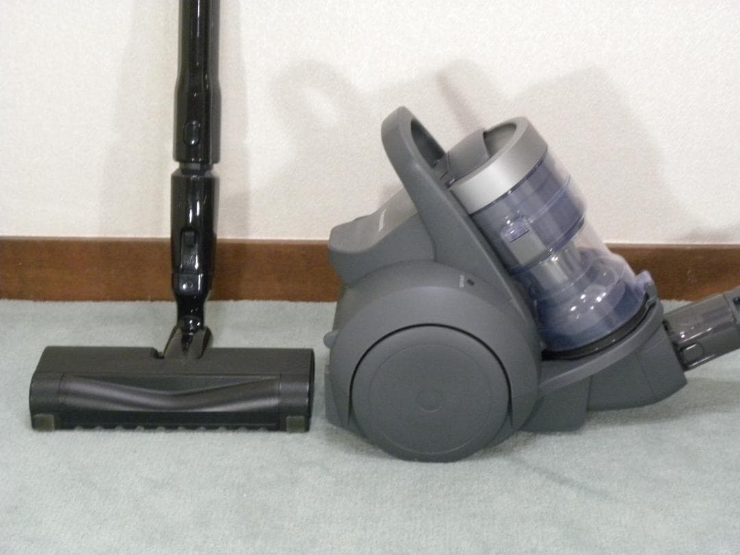 Panasonicサイクロン掃除機MC-SR41KとMC-SR610K2台セット