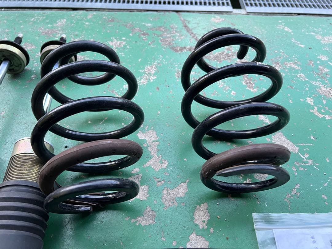 パーフェクトダンパーIII 車高調　80系ヴォクシー　ノア　エスクァイア用