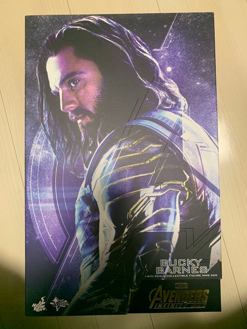 BUCKY BARNES アベンジャーズ ホットトイズ　バッキー