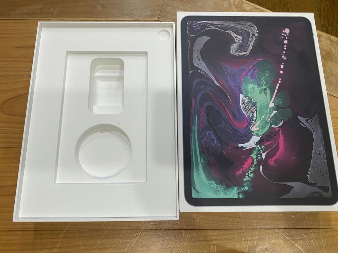 Apple iPad + Smart Keyboard Folioセット