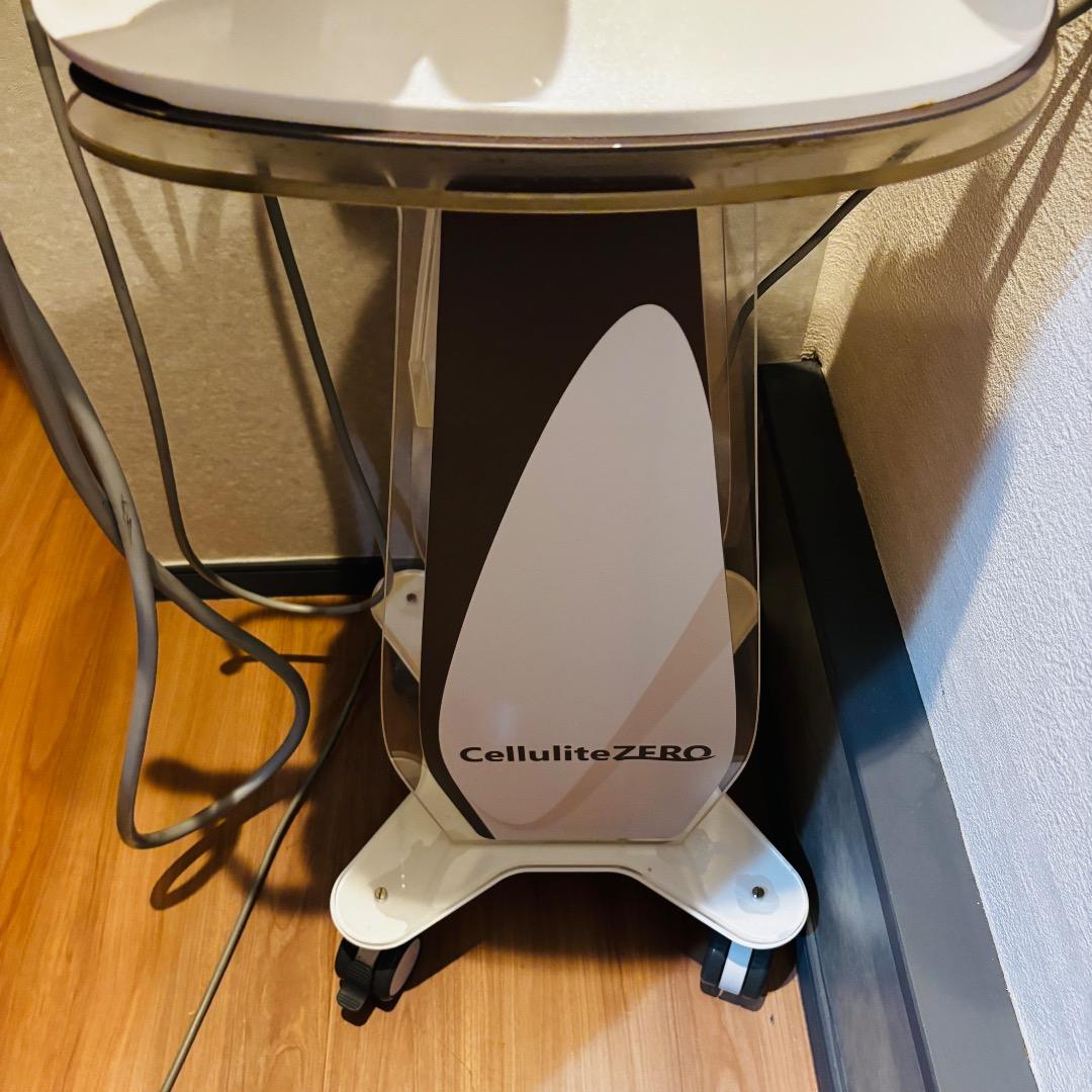 Cellulite ZERO （セルライトゼロ） 専用台座付　ワールドジャパン