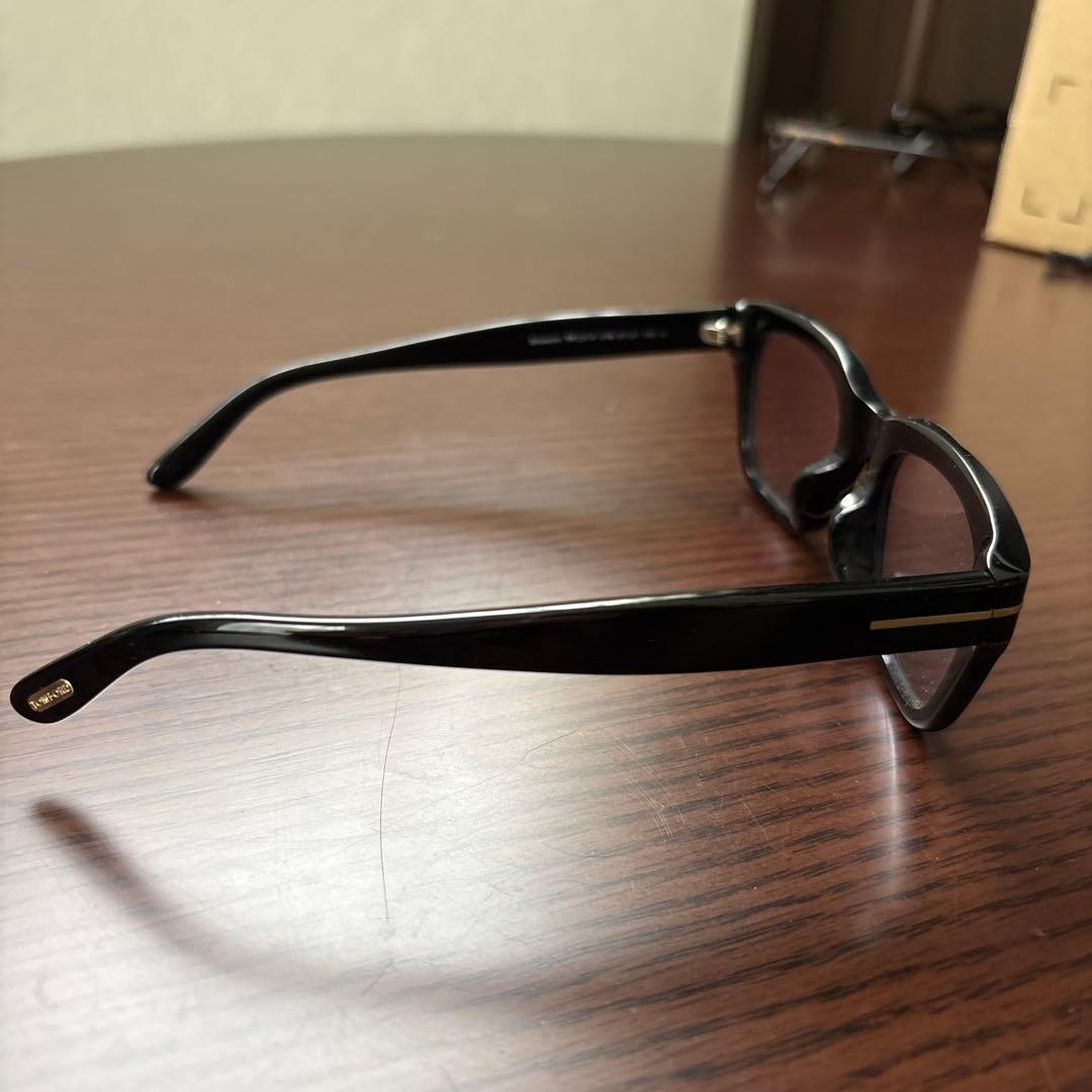 TOM FORD TF237 ブラックサングラス