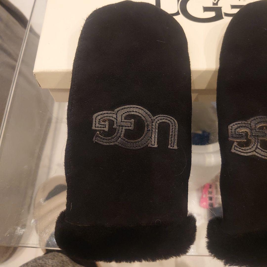 UGG ブラック ミトン 手袋
