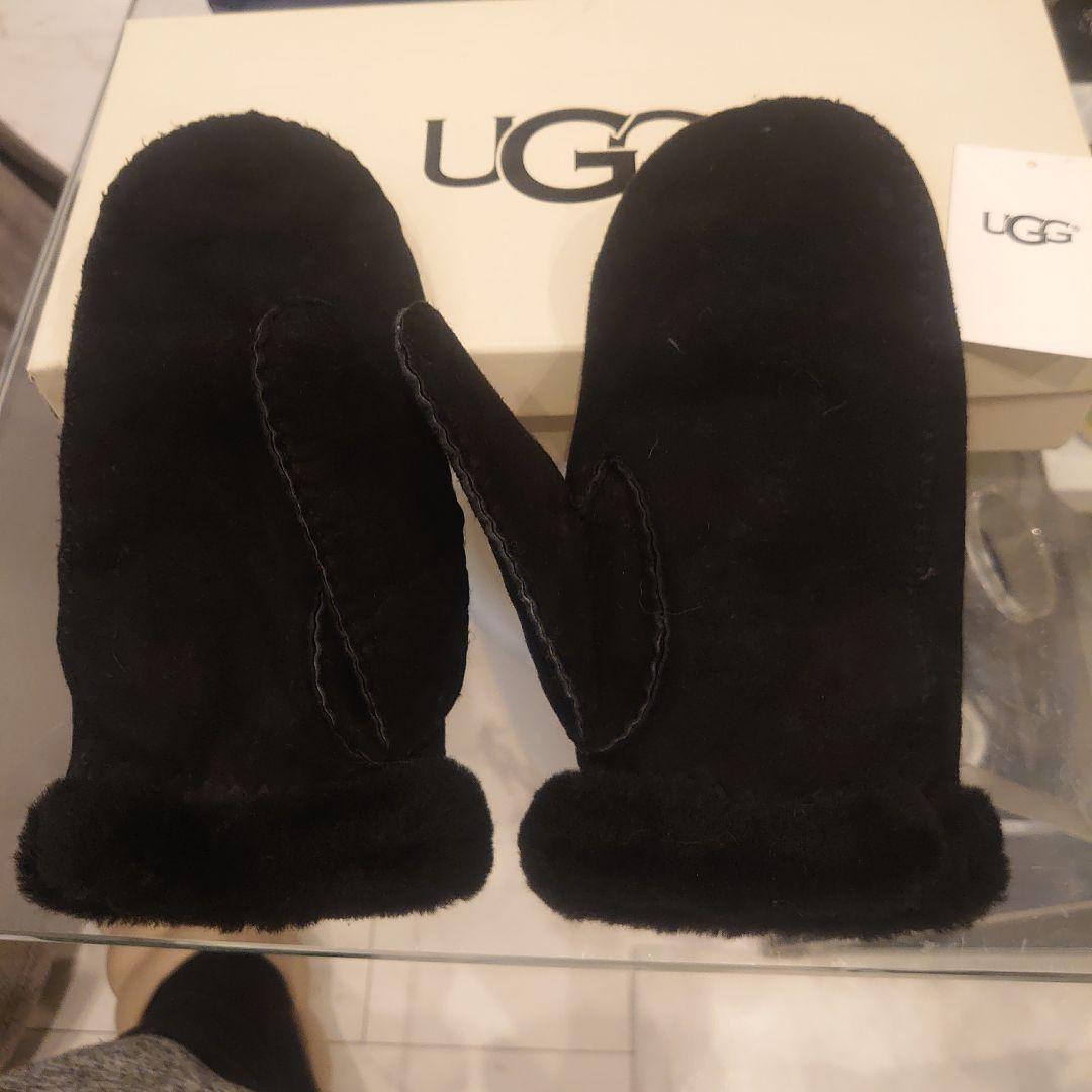UGG ブラック ミトン 手袋