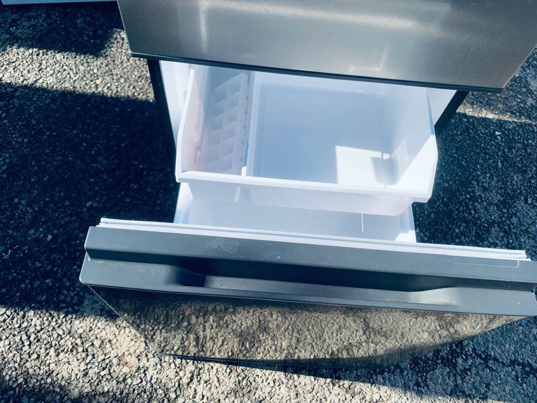 送料設置無料　AQUA ノンフロン冷凍冷蔵庫　AQR-14N