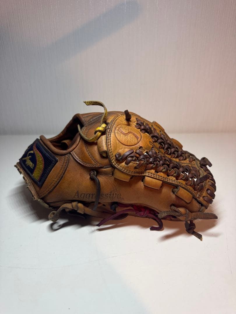 Slugger 内野手用　硬式グローブ　ナチュラルブラウン