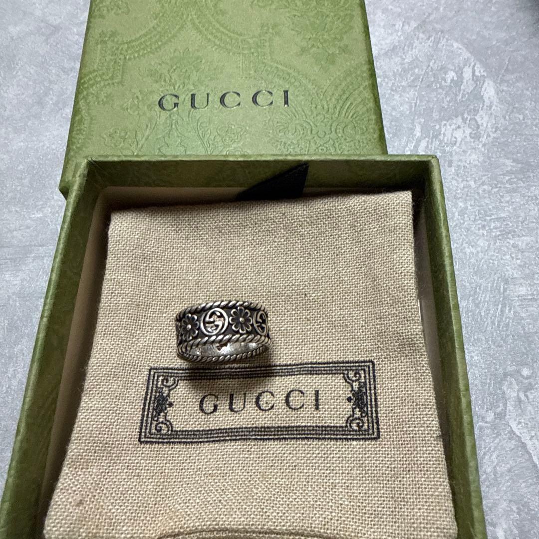 GUCCI フラワーモチーフ シルバーリング