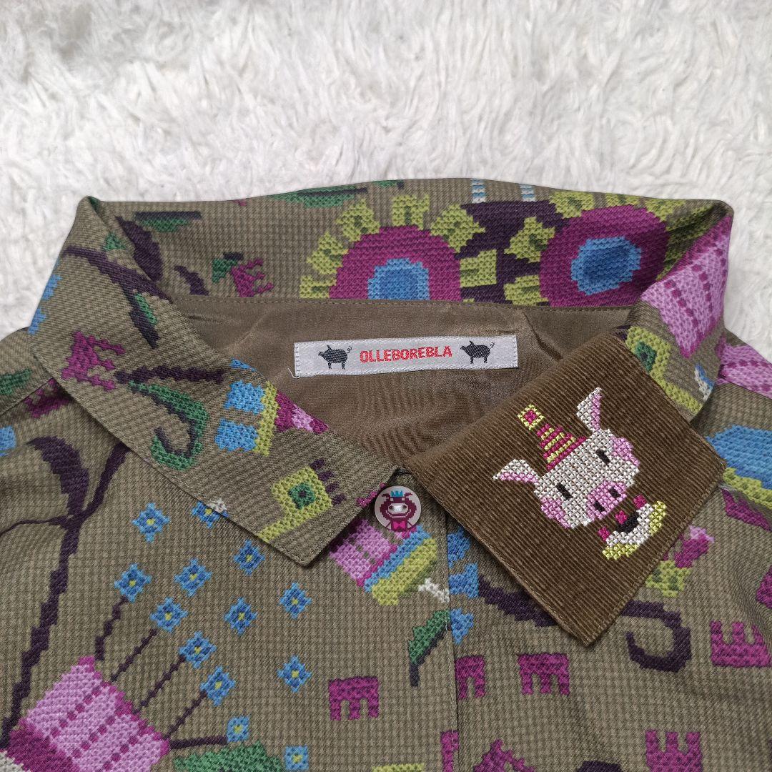 美品✨現行アルベロベロ　ぶたさんお花柄 クロスステッチ風 シャツ　近年モデル