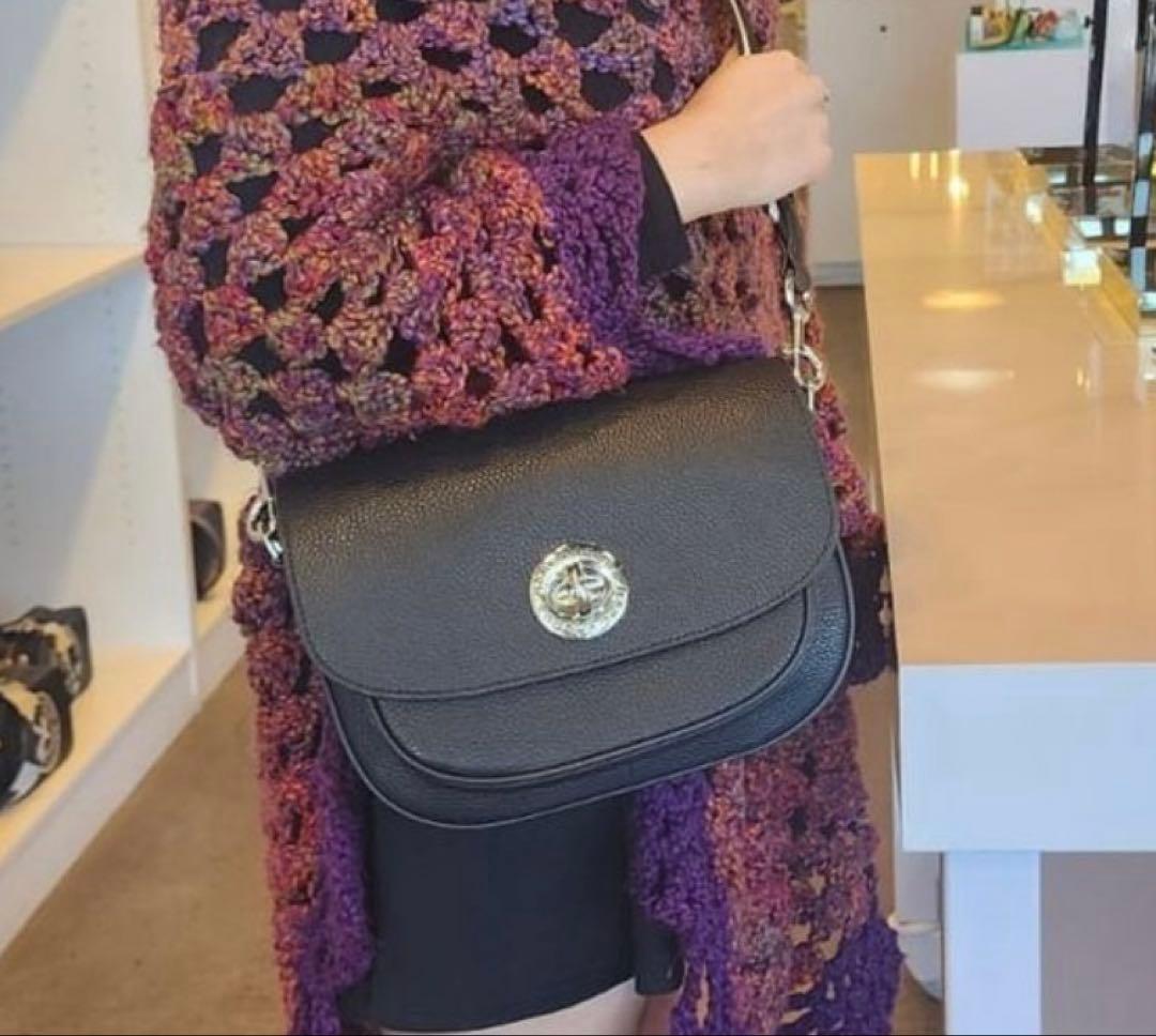 MARC JACOBS ショルダーバック　ターンロック