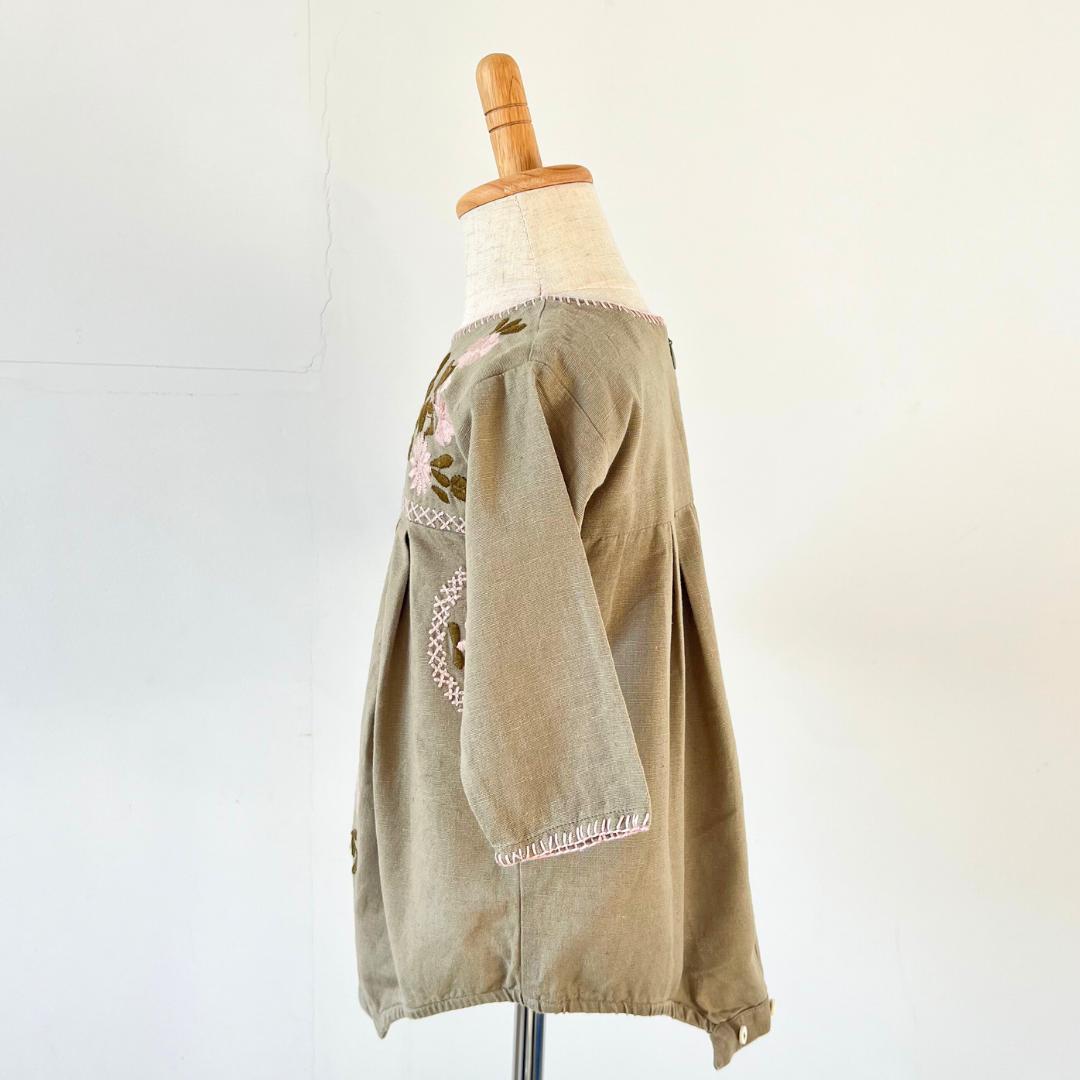 Apolina 刺繍入りロンパース L 18~24M