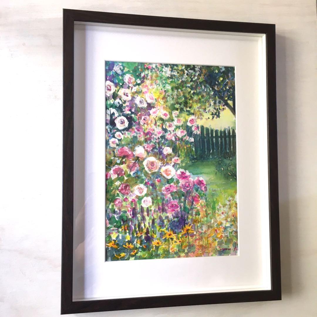薔薇と遊ぶ光の庭　ブラウン額入り　透明水彩画