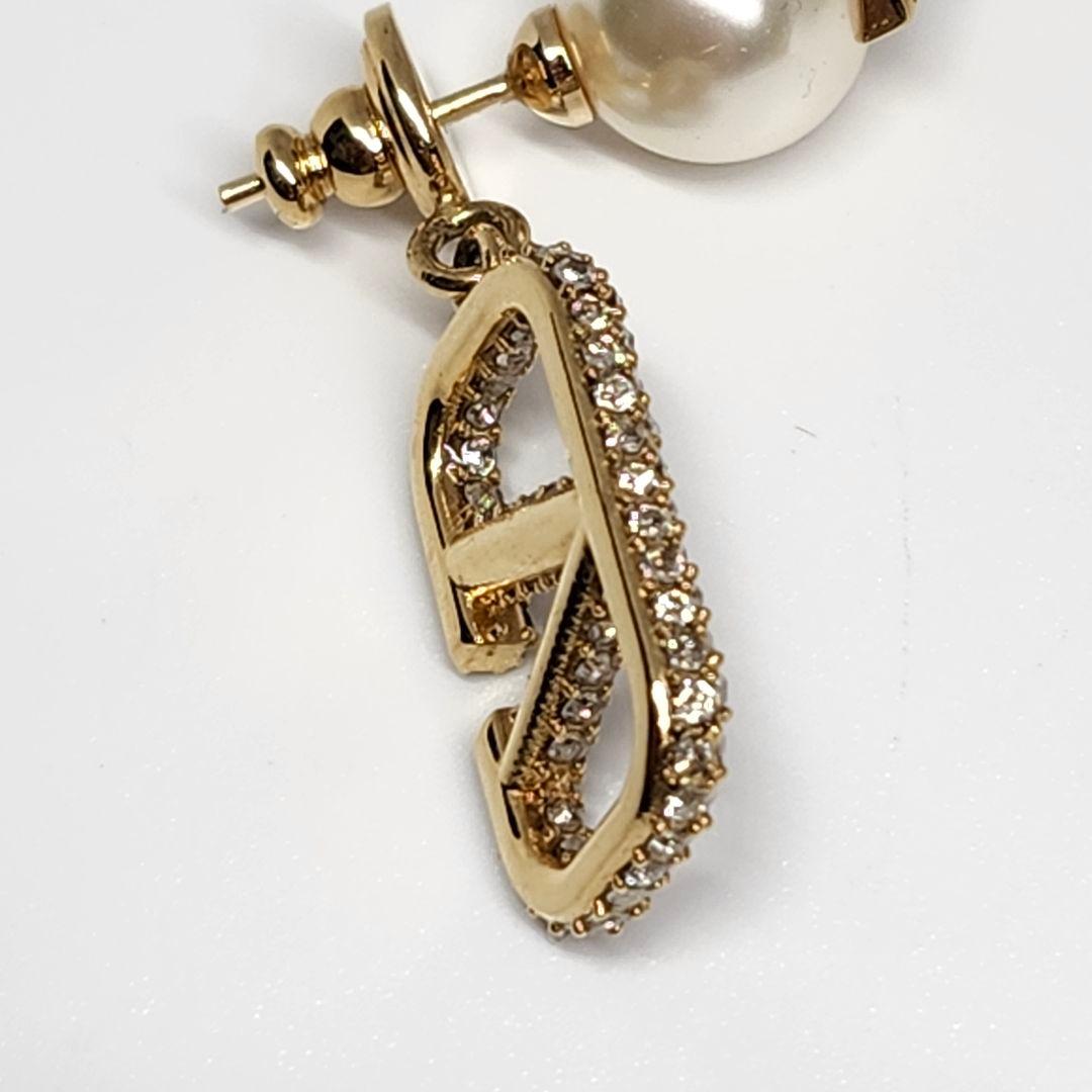 バレンティノ VALENTINO GARAVANI ピアス ストーン 片耳 ロゴ