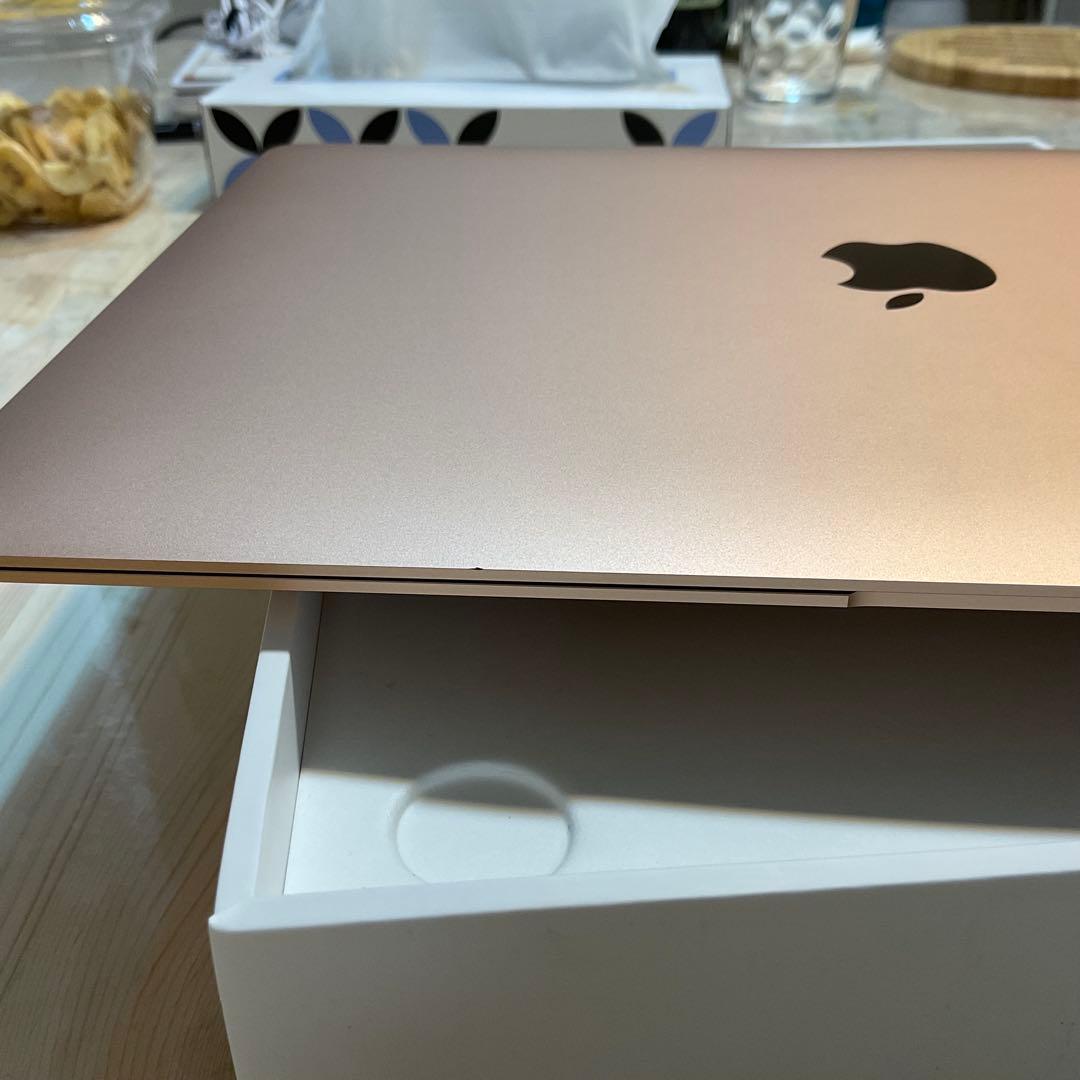 MacBook本体 Apple MacBook Air 2020