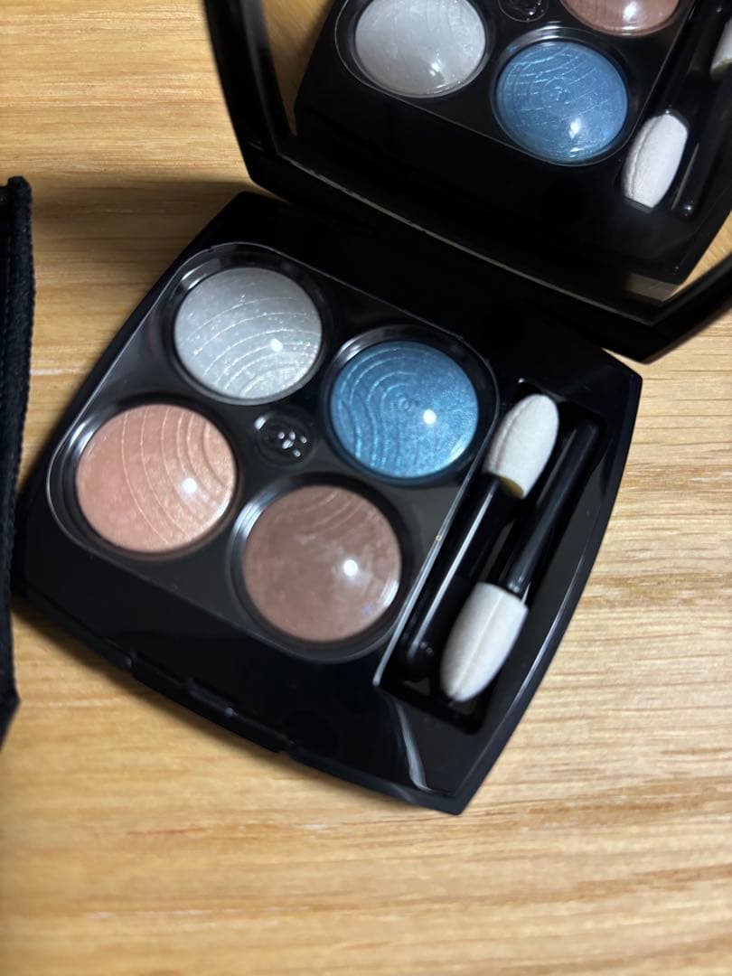 新品未使用CHANEL レキャトルオンブル:リヴァージュアイシャドウパレット