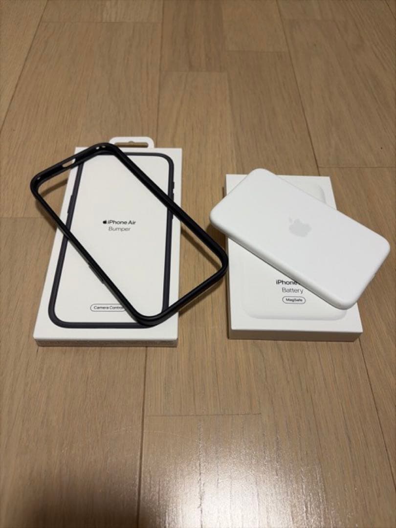 純正　iPhone Air Bumper & air専用magsafeバッテリー