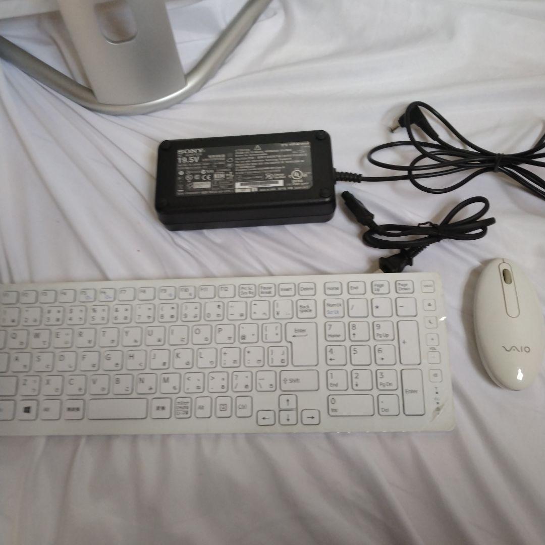 SONY VAIO　一体型PC　SVL241B17N