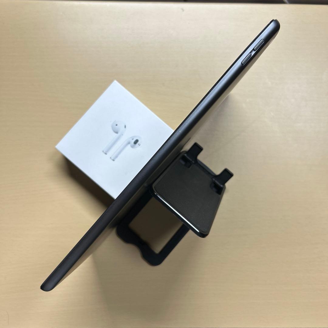 iPad 第9世代　Wi-Fi ジャンク　割れなし