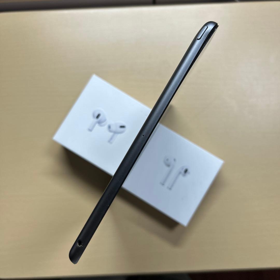 iPad 第9世代　Wi-Fi ジャンク　割れなし