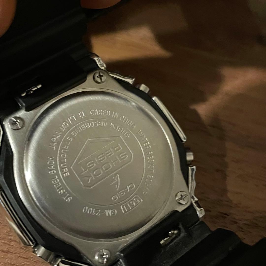 ジーショック メタルカバードGM-2100-1AJF G-SHOCK