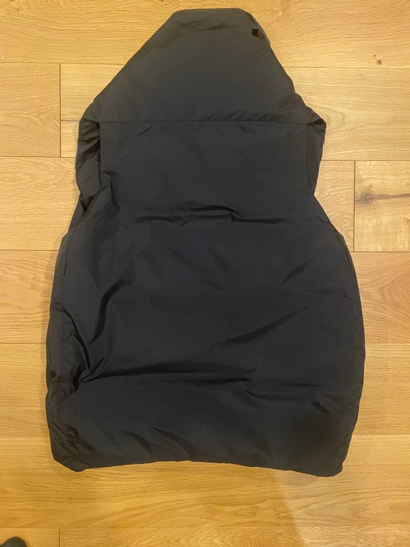 TEATORA ブラック ダウンベスト