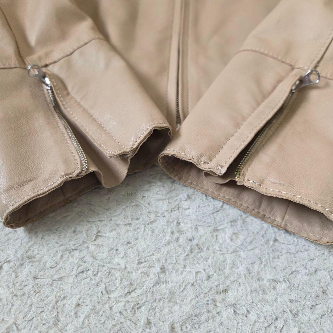 21年モデル 美品 23区 ラムレザー ノーカラージャケット 40 L ベージュ