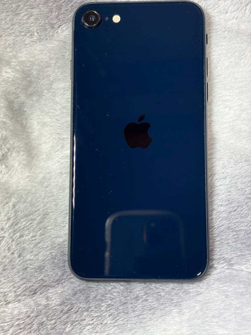 iPhone SE第3世代 64GB SIMフリー 美品
