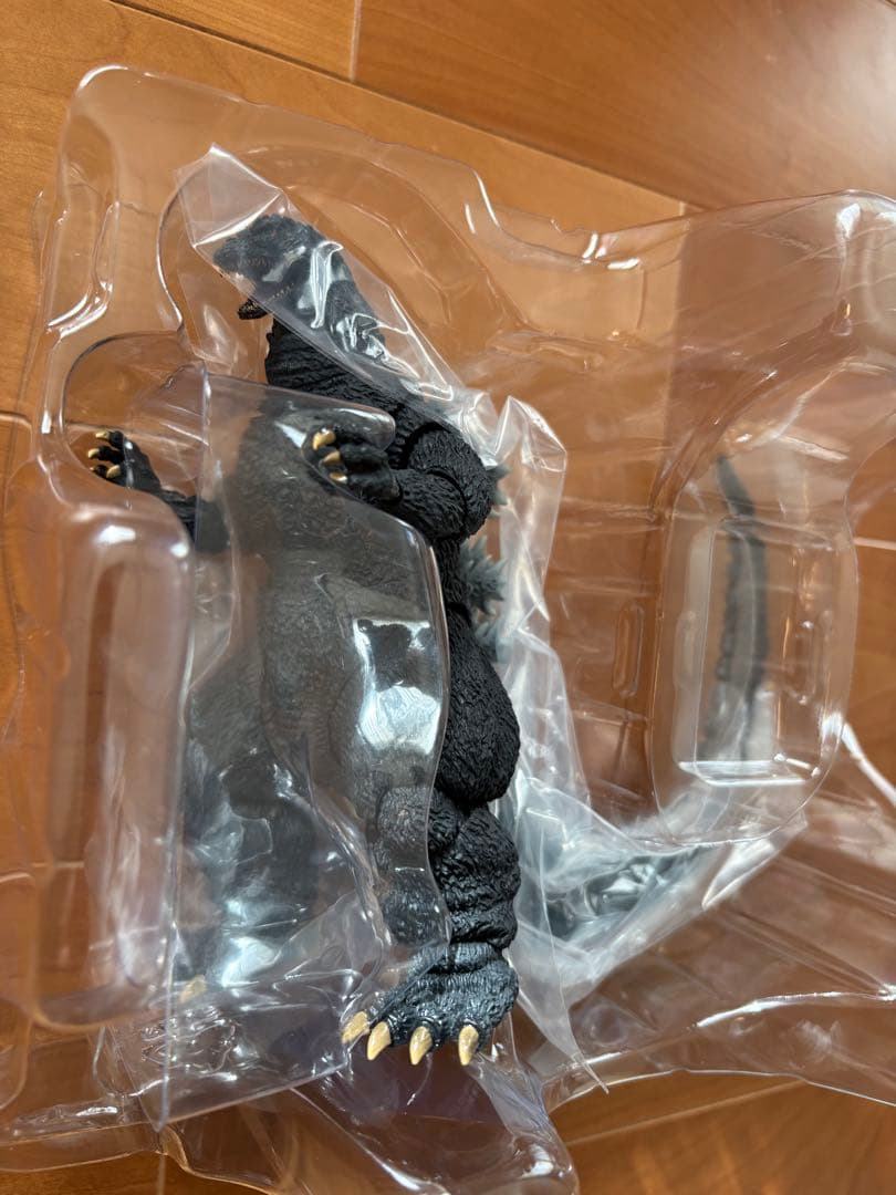 S.H. MonsterArts ゴジラ 1995 新宿決戦